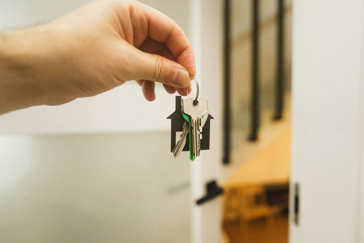 Selling with a local real estate agent, local realtor selling a home, best local realtor for selling your house, sell your house with a local realtor