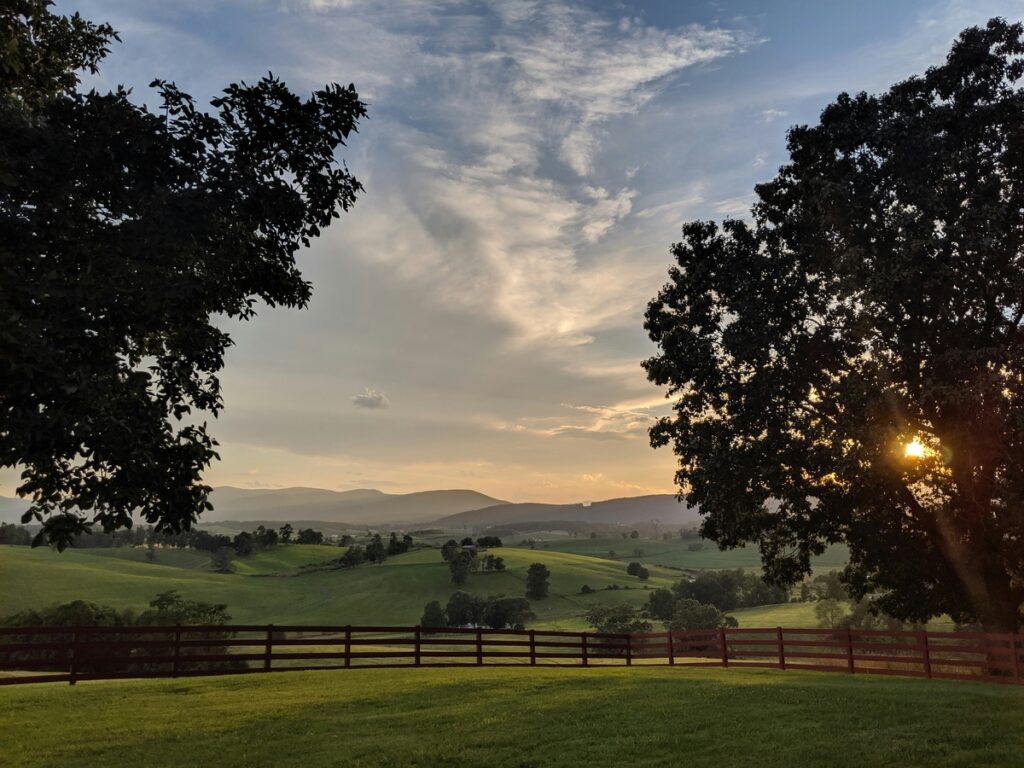 Buying and selling land in the Shenandoah Valley with the help of a local realtor